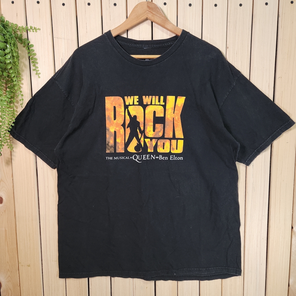 Queen T Shirt We Will Rock You Black T-Shirt